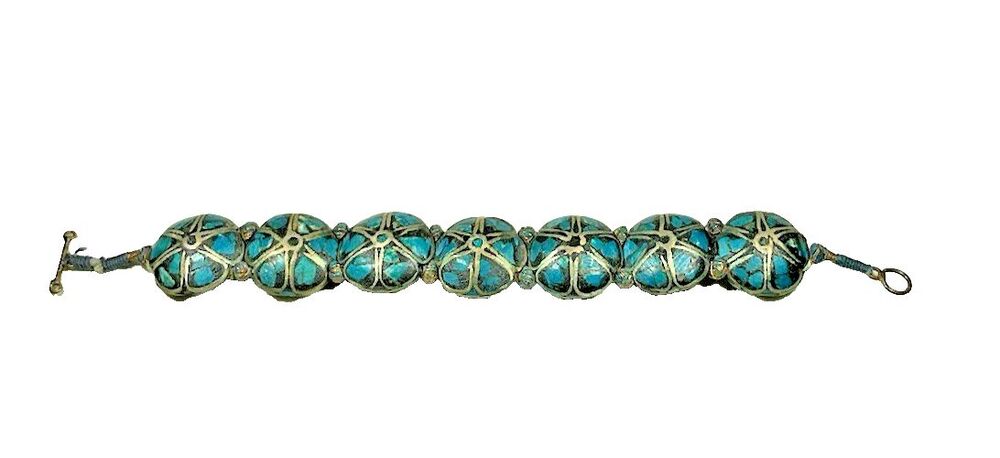 Rare Bracelet Crushed Turquoise & Silver Tone Pattern Toggle Vintage Ethnic EUC